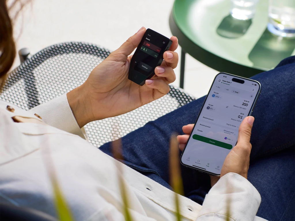 Trezor Safe 7 - Charcoal Black